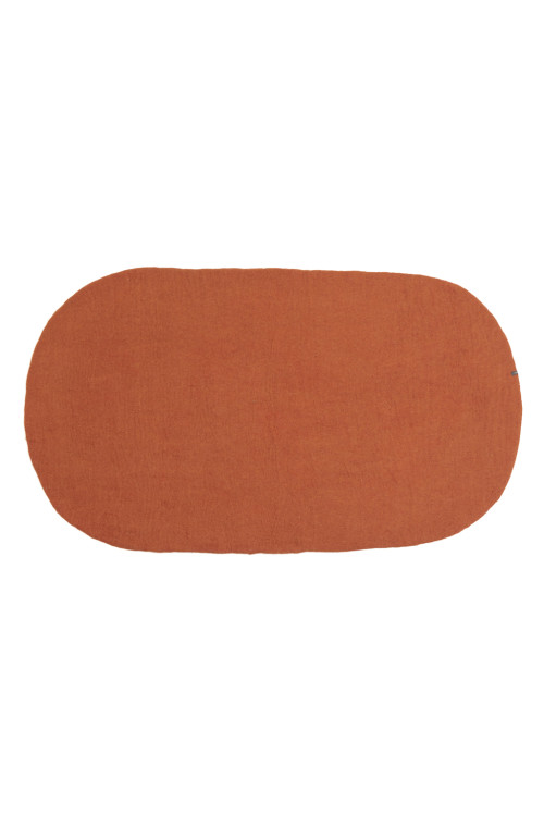OVAL RUG