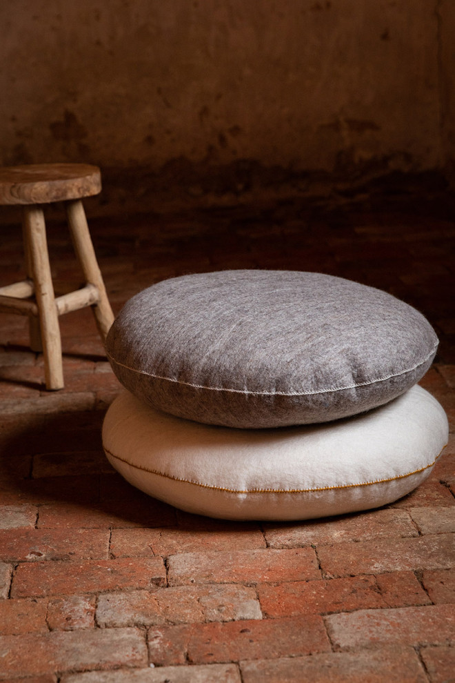 Round felt floor cushions