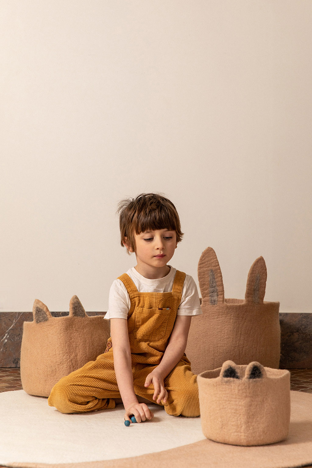 Kids' felt storage basket with bunny ears