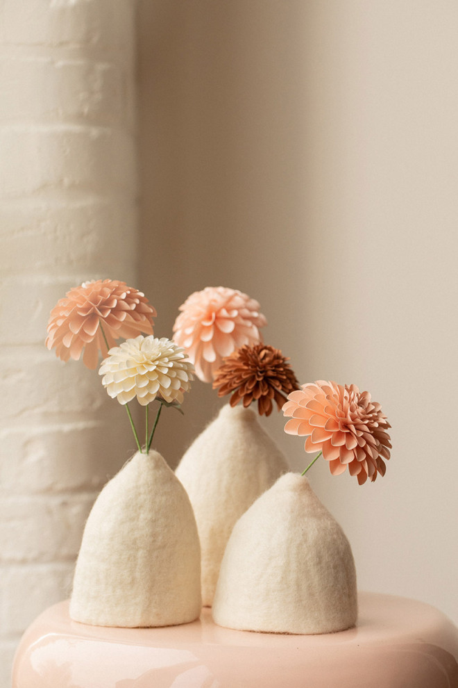 SET OF 3 TINKERBELLS VASE...