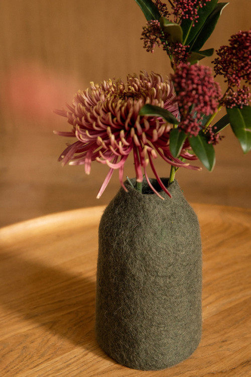 PLAIN BELL VASE COVER