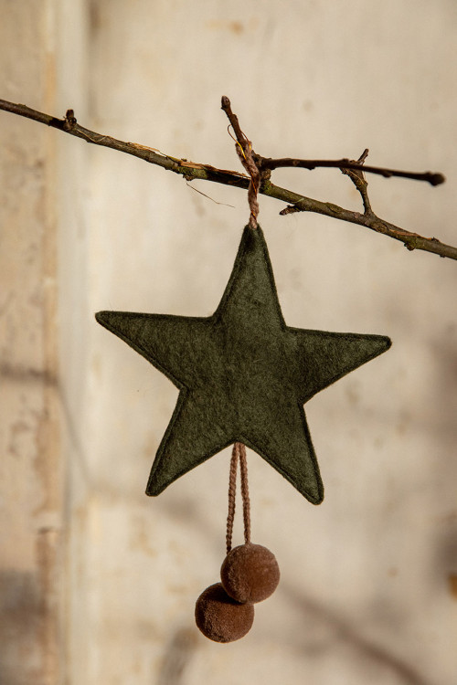 POMPOMS STAR HANGING