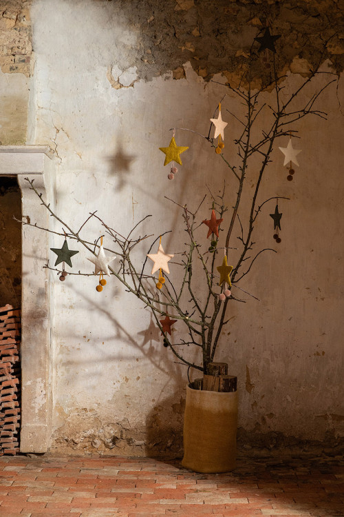 POMPOMS STAR HANGING