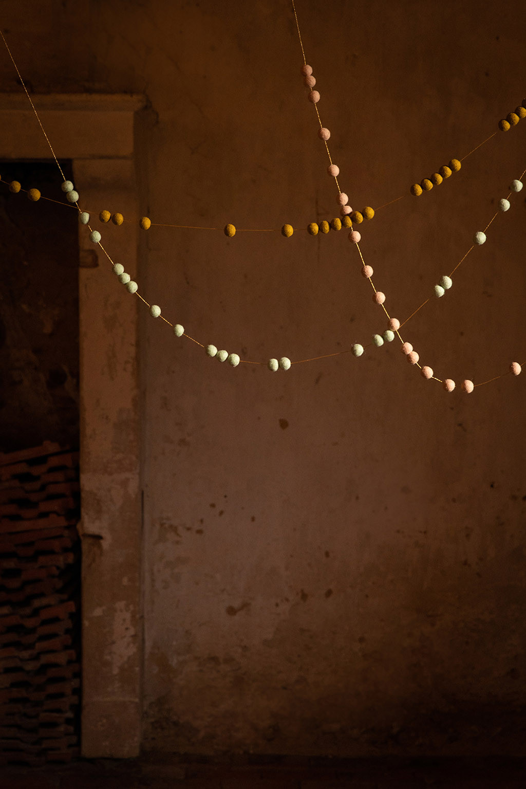 MALLA GARLAND