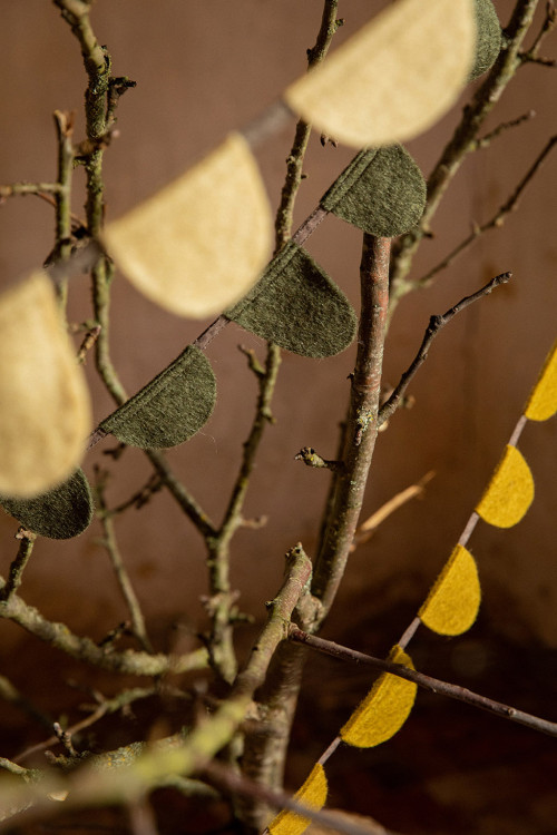 ROUND FLAGS GARLAND