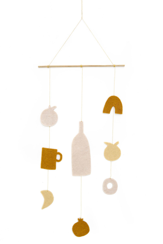 APRIL HANGING DECOR - Last...