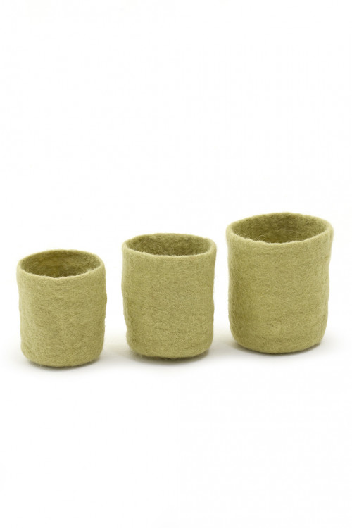 SMALL NESTED POTS