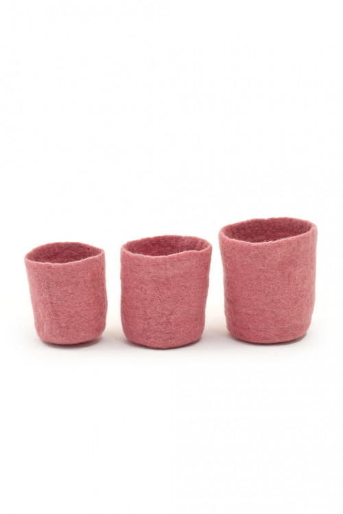 SMALL NESTED POTS
