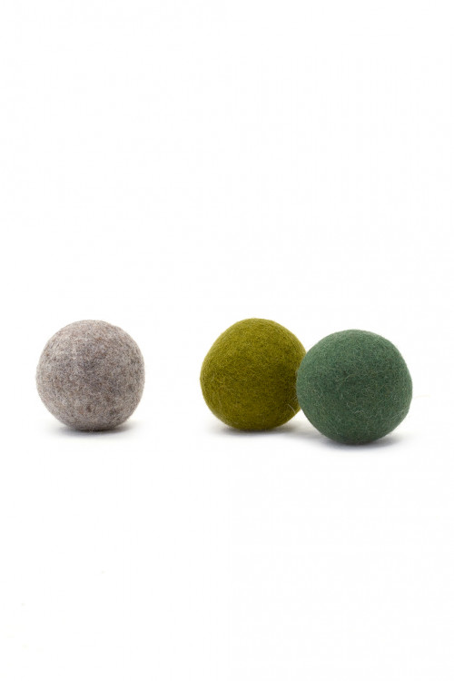 SMALL PLAIN BALLS ( set of 3)