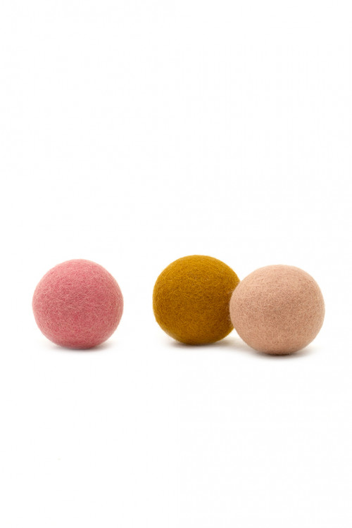 SMALL PLAIN BALLS ( set of 3)