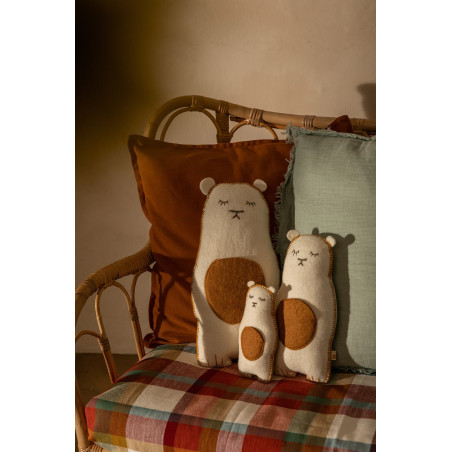 Coussin ours en laine feutrée pour enfant