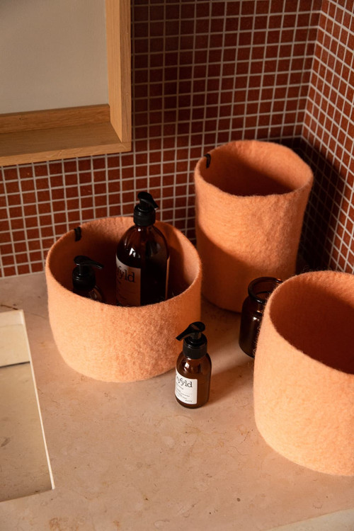 NESTED BASKETS