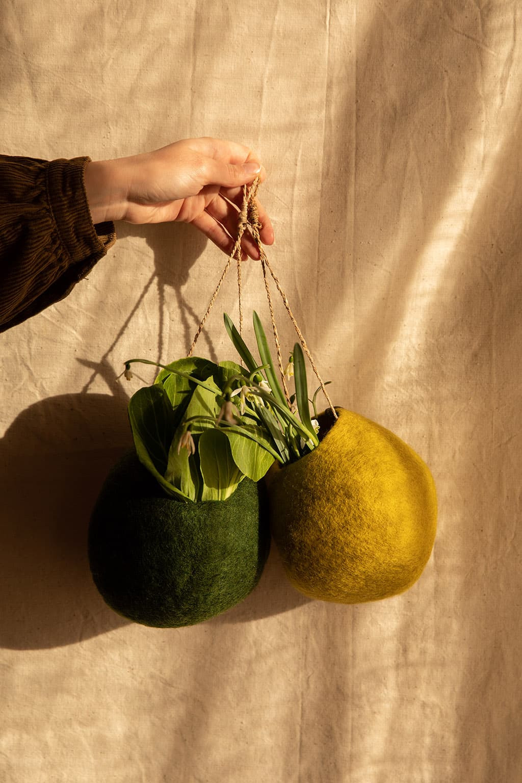 HANGING NEST BOWL