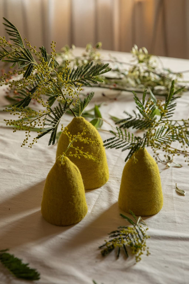 SET OF 3 TINKERBELLS VASE...