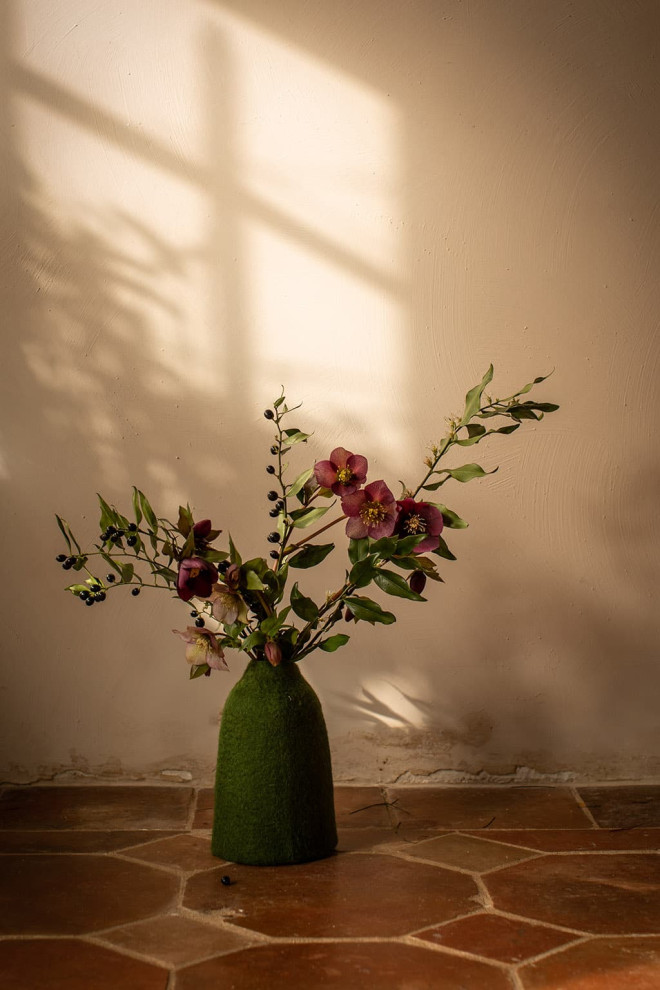 PLAIN BELL VASE COVER