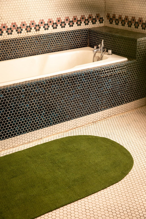LONGO OVAL RUG