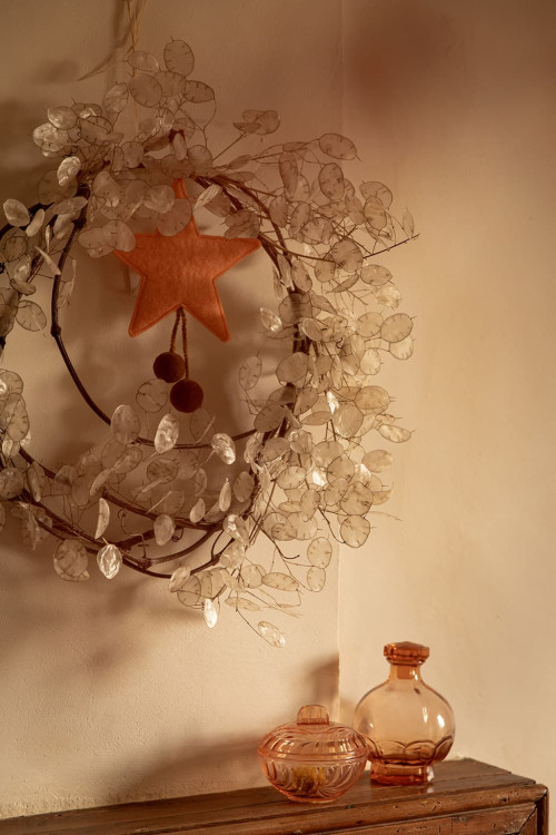 POMPOMS STAR HANGING