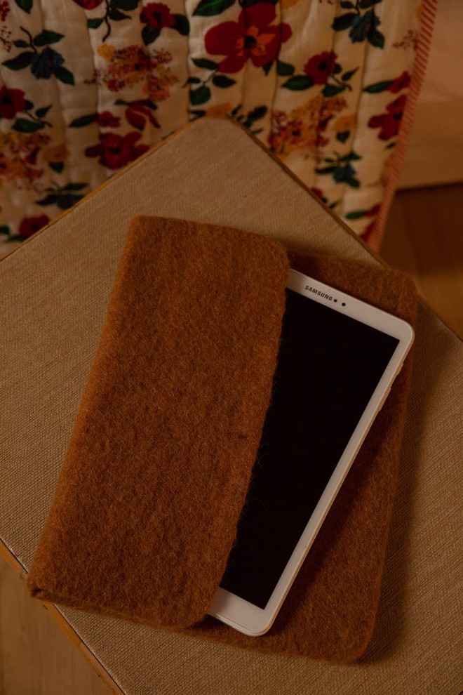 POCHETTE TABLETTE
