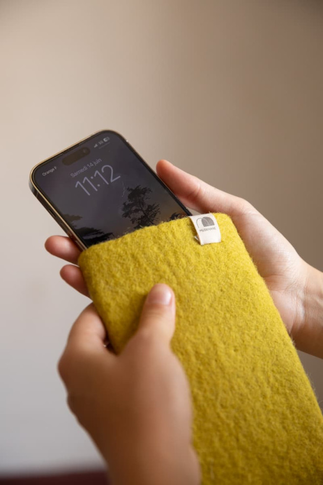 ÉTUI TÉLÉPHONE