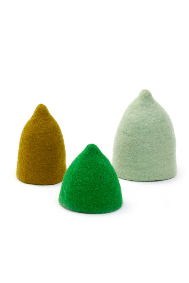 SET 3 CACHE-VASES...