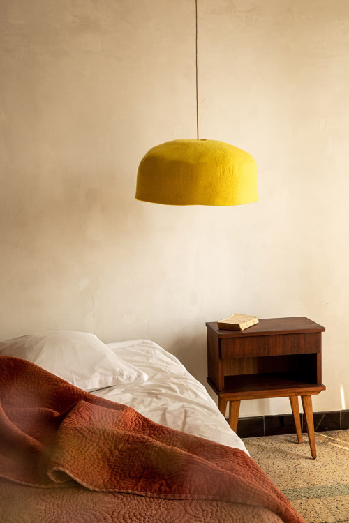 ABAT-JOUR YOURTE