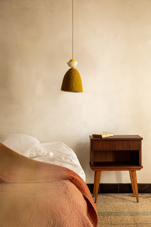 LARGE CULBUTO CEILING LAMP