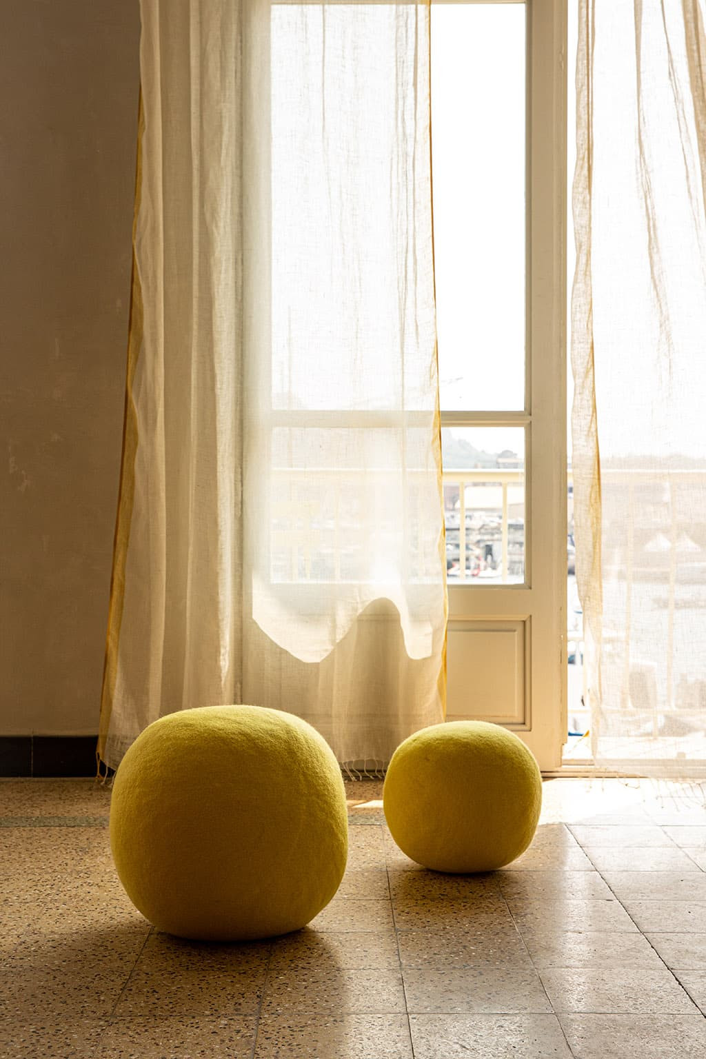 BALLE POUF