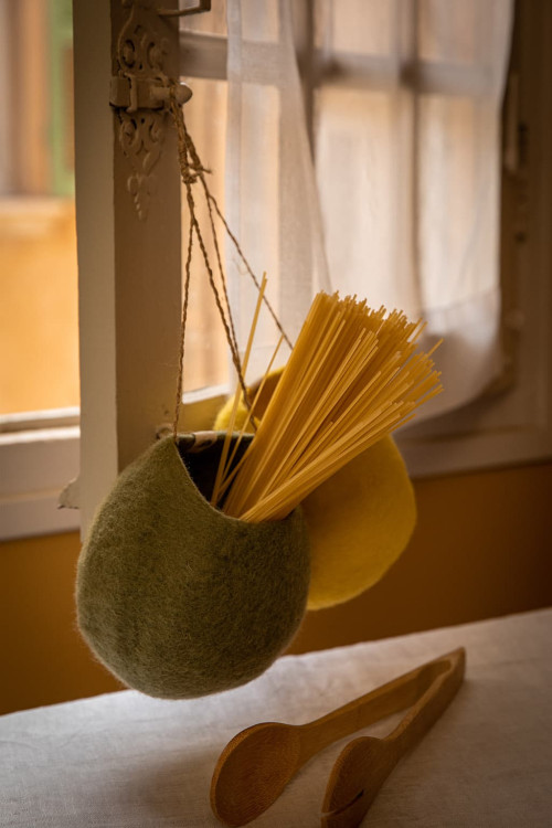 HANGING NEST BOWL