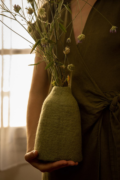 PLAIN BELL VASE COVER