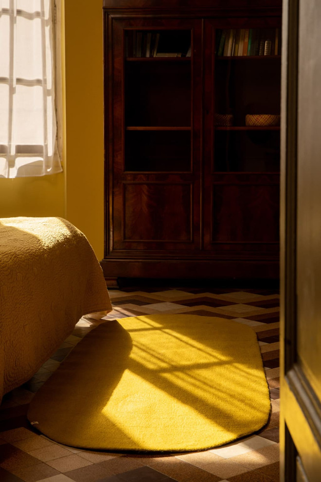 LONGO OVAL RUG