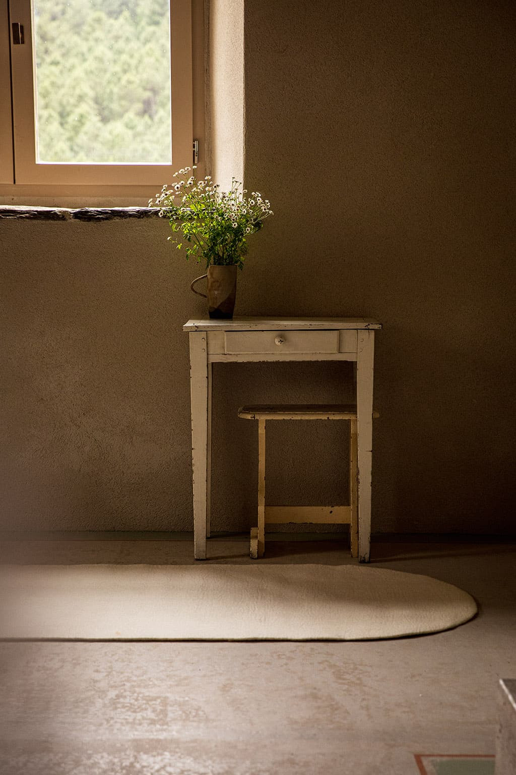 OVAL RUG