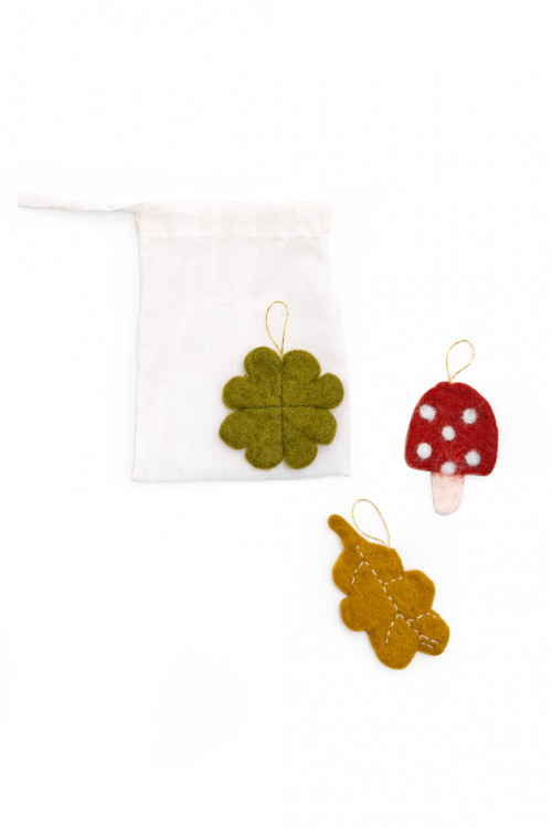 Set of 3 Christmas hanging decorations handmade in Nepal