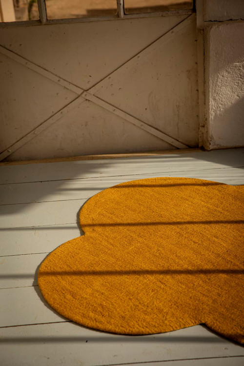LUCKY RUG