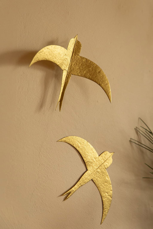 MUURDECORATIE MET ZWALUWEN