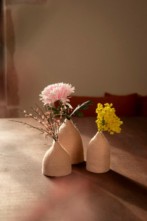 SET VAN 3 WOLVILT BLOEMENHOUDERS CLOCHETTES