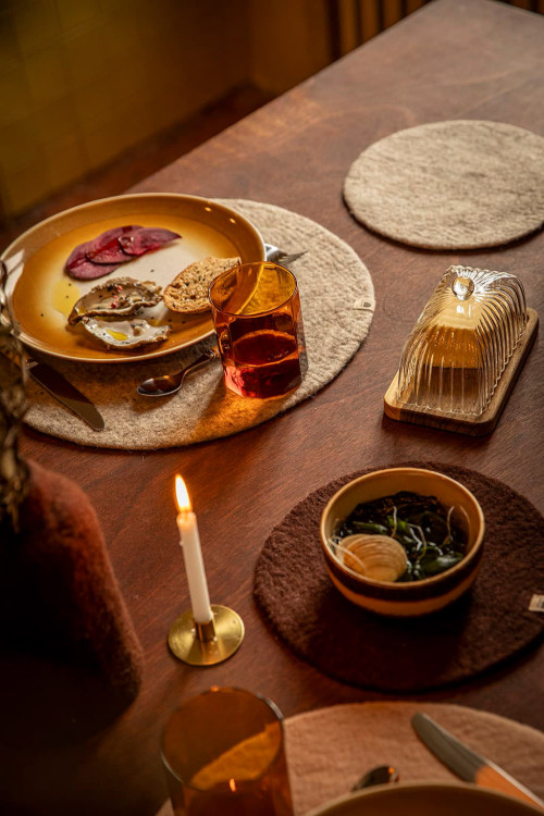 ROUND FELT PLACEMAT