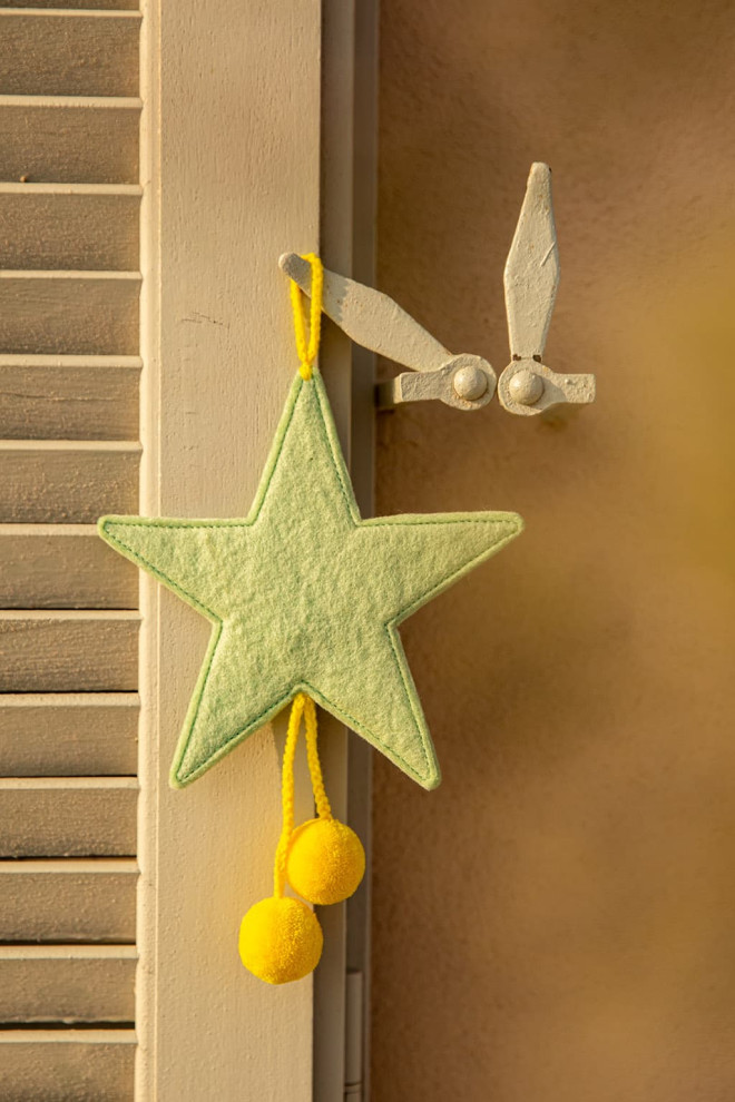 POMPOMS STAR HANGING - Last...
