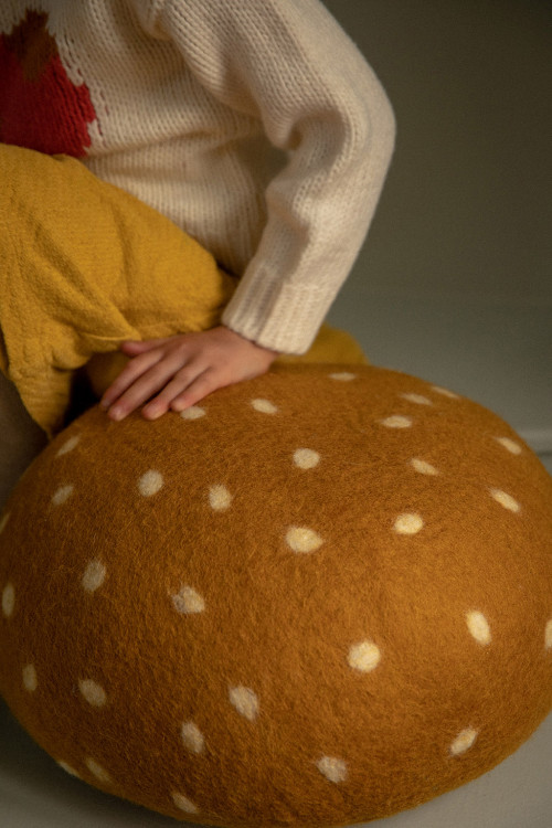 MUSHROOM POUFFE