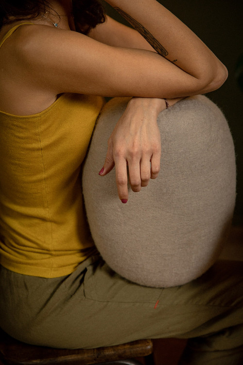 OVAL CHAKATI CUSHION