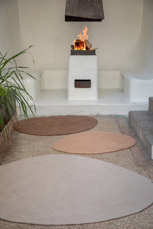 PEBBLE RUG