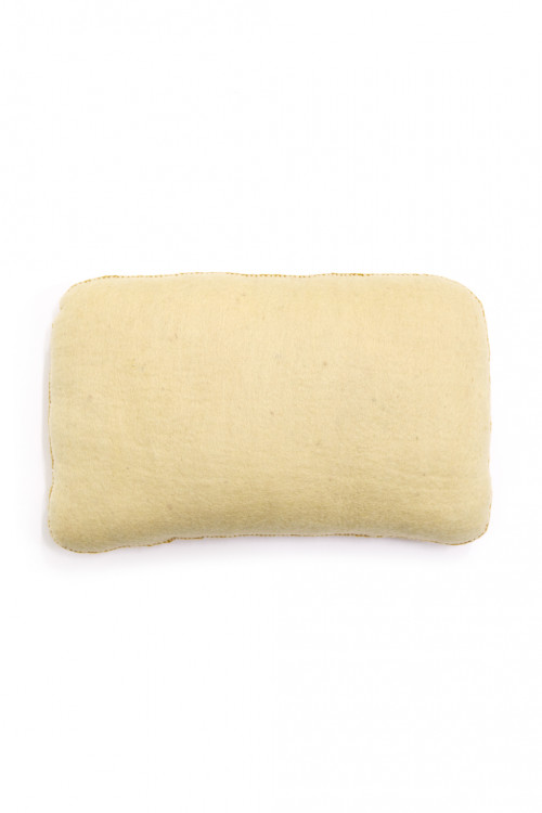 coussin caillou blé tendre en feutre et kapok