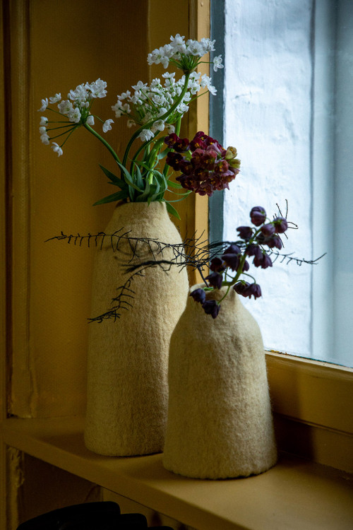 PLAIN BELL VASE COVER