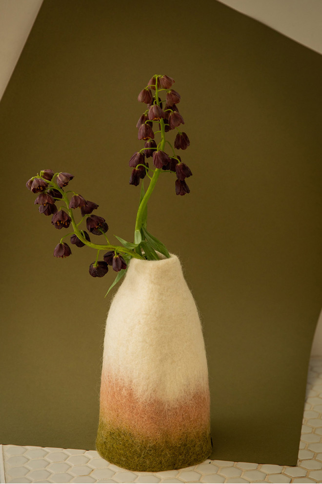 SHADE BELL VASE COVER
