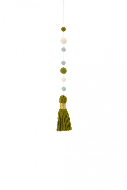 PEARLS & POMPOM HANGING - Last chance