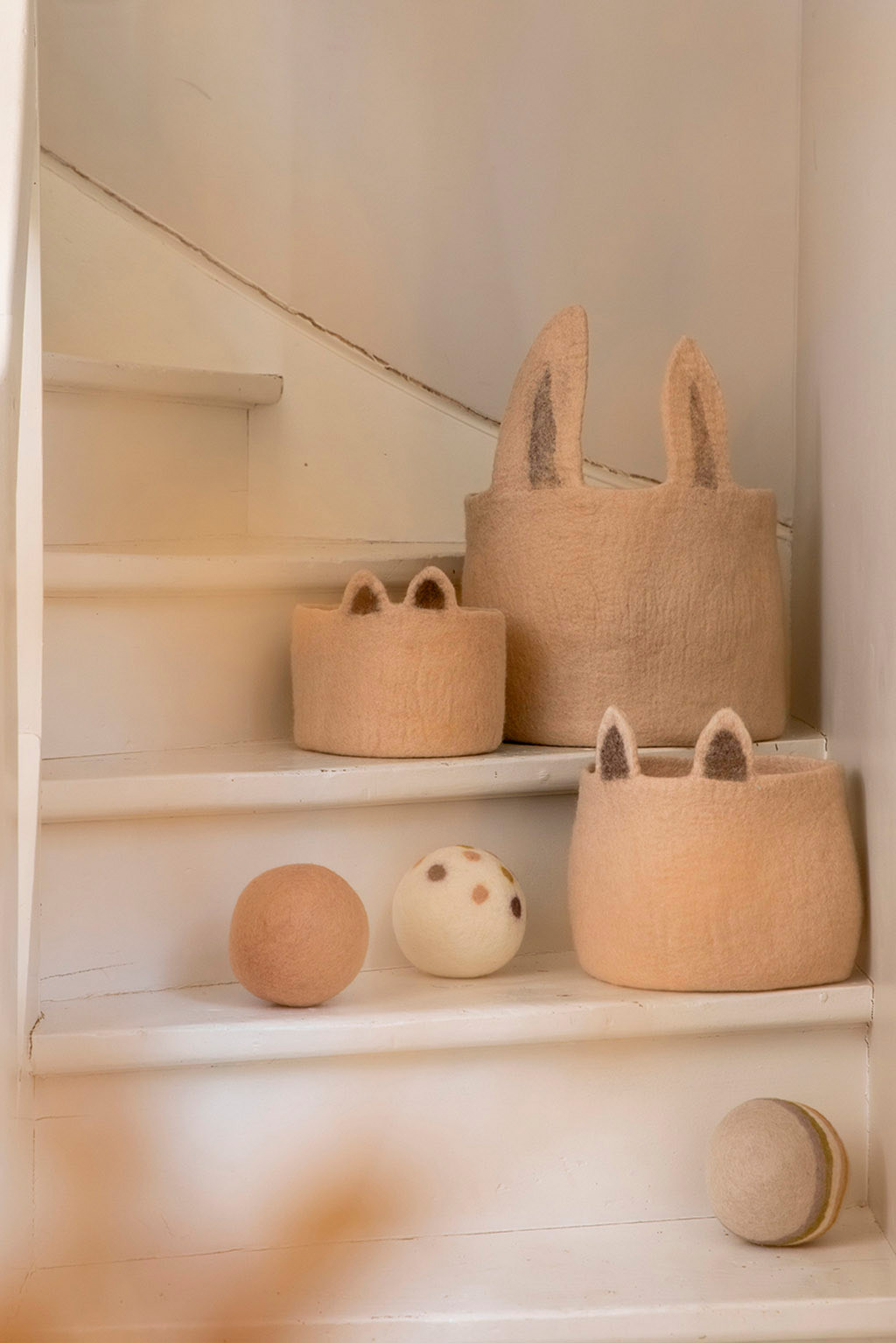 trio of pink felt baskets for children for a playful and soft decoration