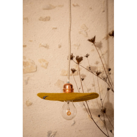 Fullmoon felt suspension to light up the house