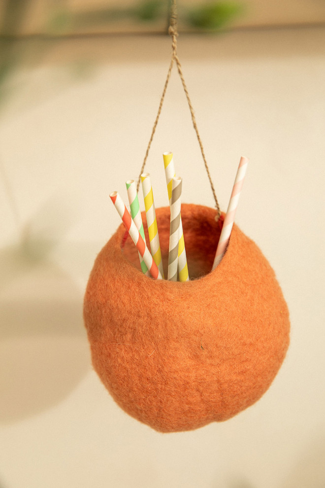 HANGING NEST BOWL