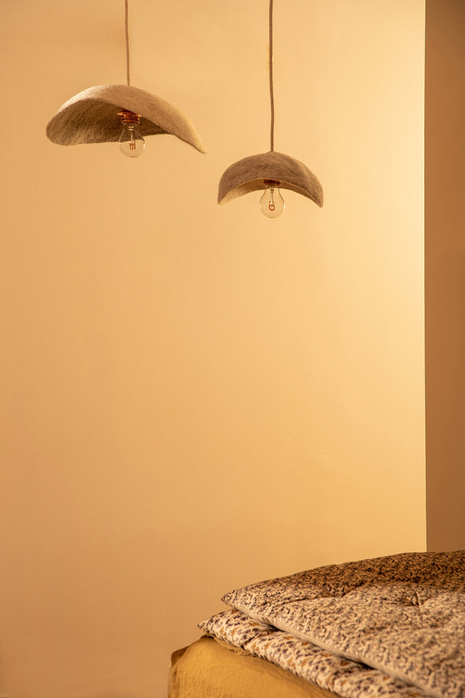 Felt lampshade Dome hanging duo in the bedroom