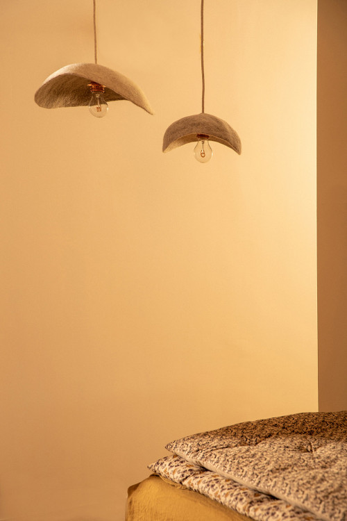 Warm atmosphere in the house with these felt hanging lights
