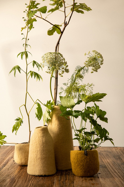 PLAIN BELL VASE COVER